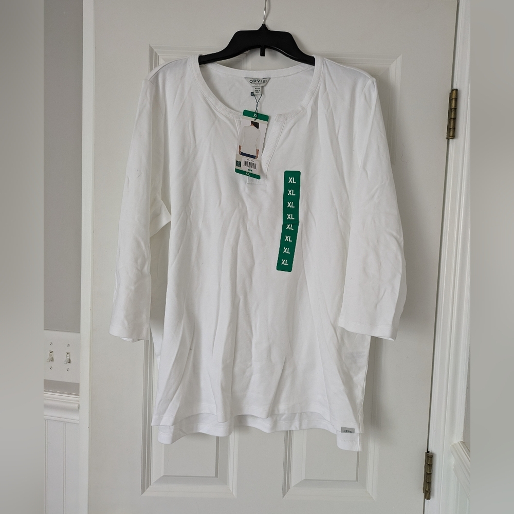 🎉 4 for $10 item: Brand new with tags 3/4 sleeve white top